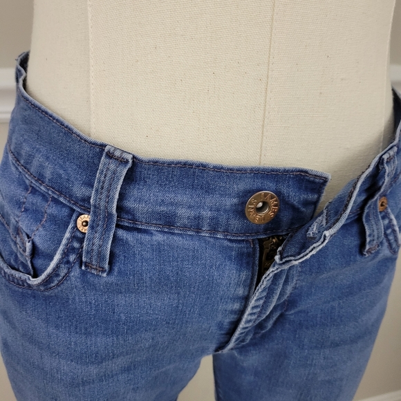 JAMES JEANS Twiggy Rise 8" Ankle Jeans Size 27 - Picture 6 of 8